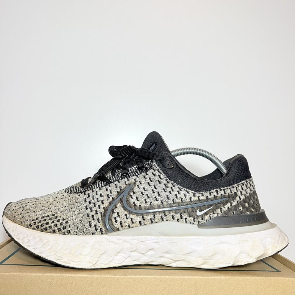 Nike Men 10.5 React Infinity Run Flyknit 3 Gray White Black Running Shoes Low